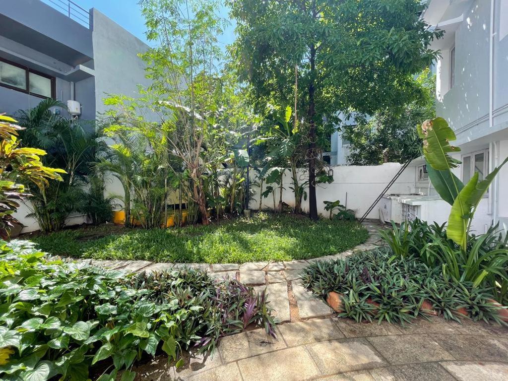 Hanu Reddy Residences - Nawab Habibullah Avenue Chennai Ngoại thất bức ảnh