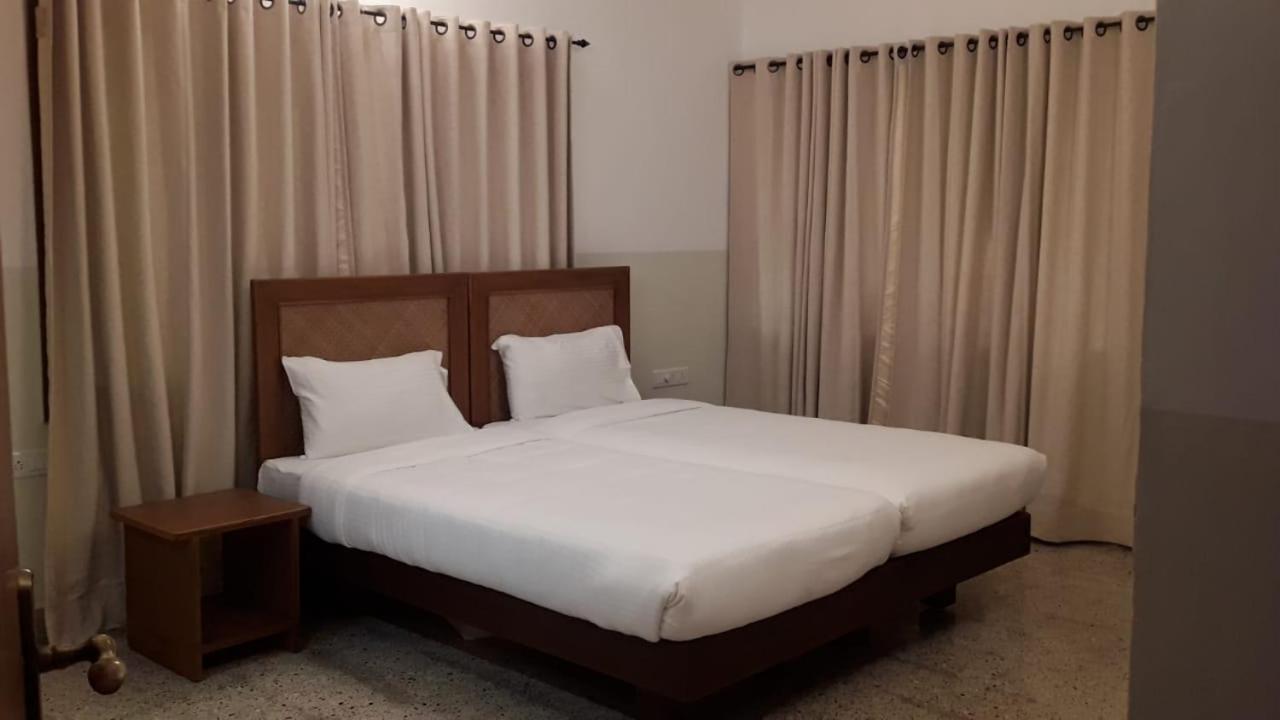 Hanu Reddy Residences - Nawab Habibullah Avenue Chennai Ngoại thất bức ảnh