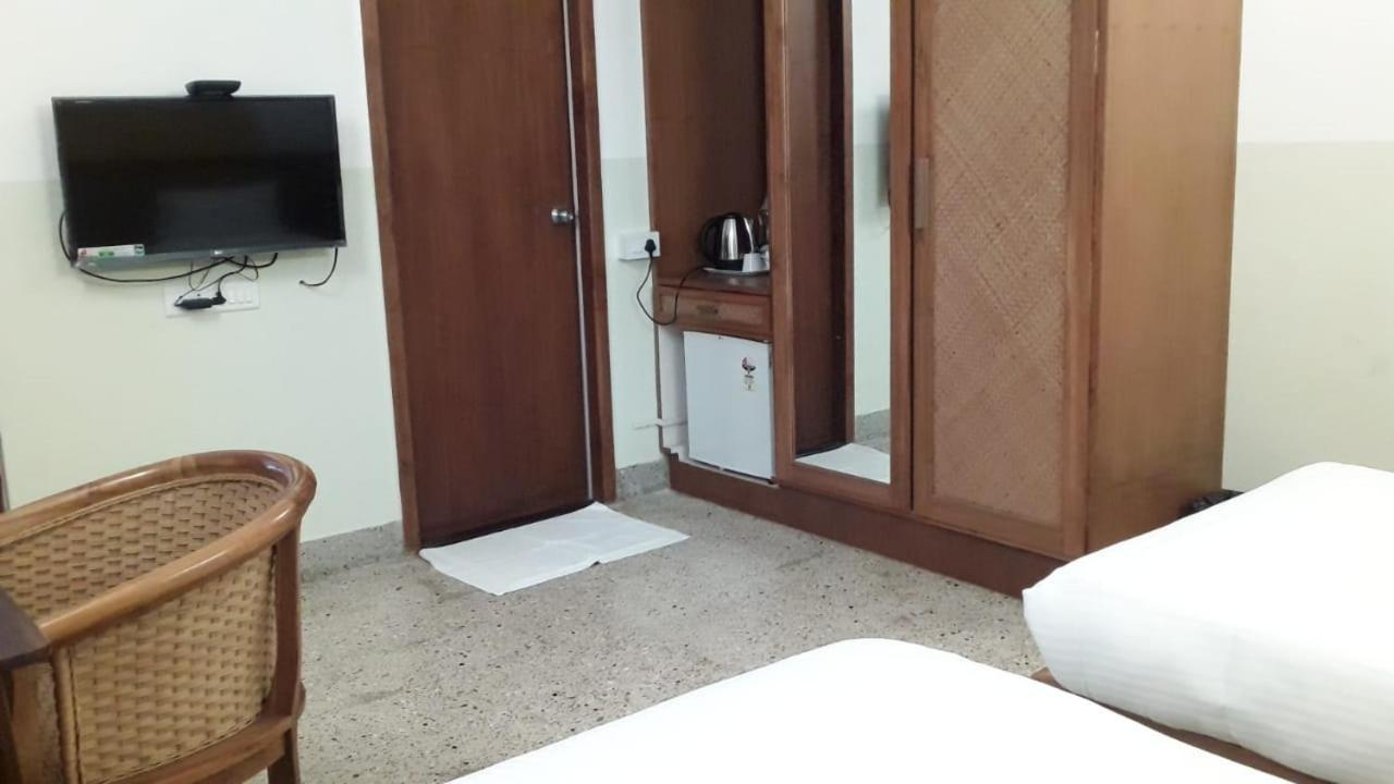 Hanu Reddy Residences - Nawab Habibullah Avenue Chennai Ngoại thất bức ảnh